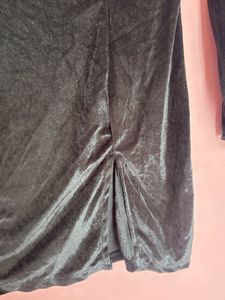 Elegant Black Velvet Mini Dress