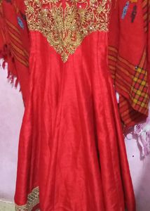 Gowns Like New