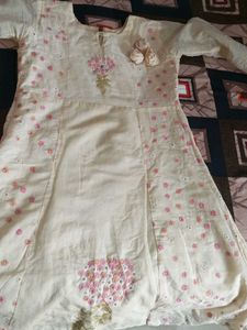 Cream &amp; Pink Floral Print Kurta