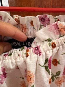 Off-Shoulder Floral Print Top