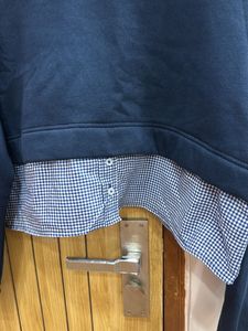 Navy Blue Cropped Sweatshirt with Gingham Detail
