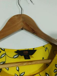 Zink Yellow Printed Women's Top