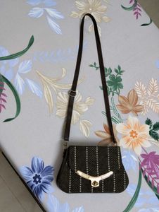 Black Textured Sling Bag | Stylish Crossbody