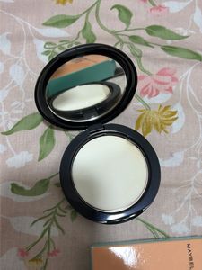 Maybelline Fit Me Matte + Poreless Powder