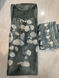 Elegant Green Floral Print Kurta Set
