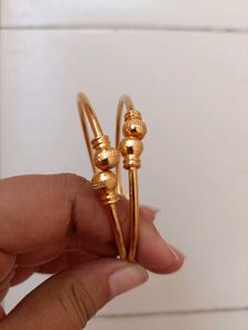 Elegant Gold Heart Bangles
