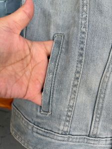 H&amp;M Light Wash Denim Vest ( unused )