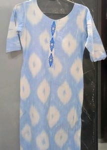 Light Blue & White Ikat Print Kurta Set wi