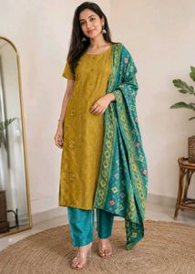 Yellow Embroidered Kurta set 💛