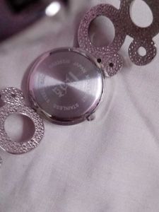 Sparkling Silver Fashion Watch