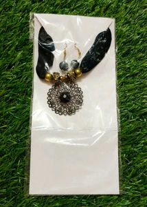 Black Golden Handmade Fabric Choker Set with Oxidi