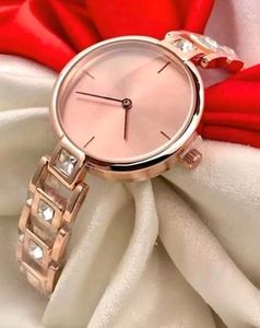 Vintage Vantage Quartz Watch