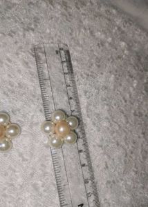 Set of 5 Pearl Flower Embellishments