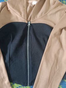 Stylish Two-Tone Zip-Up Hoodie