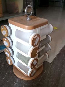 Rotating Spice Rack Organizer