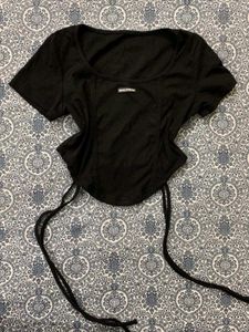 Chic Black Cropped Top