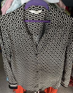Chic Chain Print Button-Up Shirt