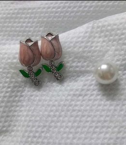 Elegant Dangle Earrings with Pearl &amp; Crystal