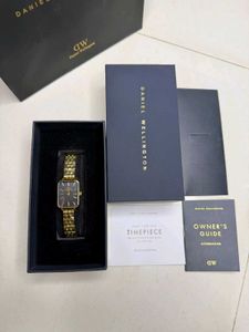 Daniel Wellington Watch - Green Dial