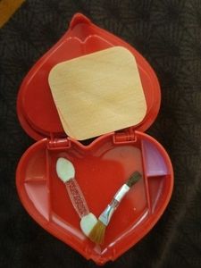 Heart Makeup Kit - ADS