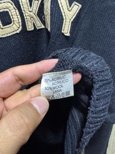 DKNY Vintage Black Crewneck Sweater