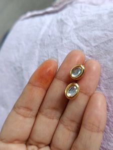 Elegant Pearl Necklace with Stone Accents