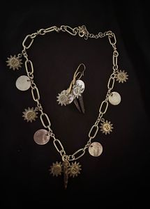 Artistic abalone neklace and earings set