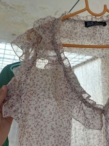 Floral Chiffon Ruffle Blouse