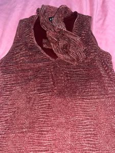 Stylish Red Patterned Top
