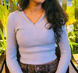Ribbed V-Neck Long Sleeve Top