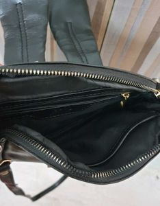 Black Bunny Ear Crossbody Bag with 3 pockets