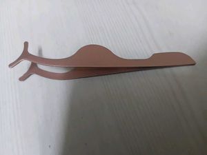 New Eyelash Applicator Tool