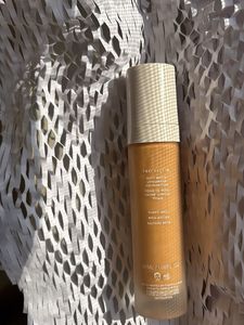 Fenty Beauty Foundation shade 330