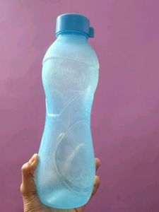 Set of 2 Plastic Water bottles