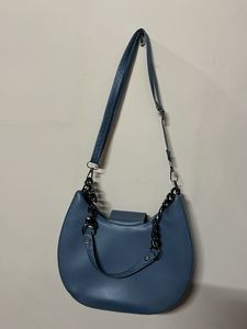 Stylish Blue Shoulder Bag with Chain