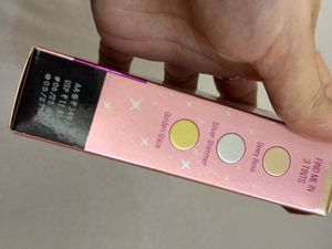 Lakme Lumi Lit Highlighter