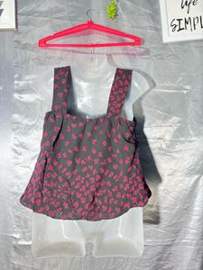 Chic Black &amp; Pink Floral Sleeveless Top