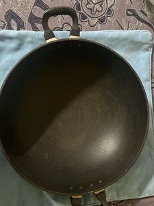 Non stick kadai with lid approx 4 liters