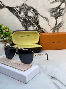 LOUIS VUITTION *****SunglassHEAVY QUALITYFIBER LEN