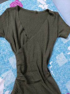 Chic Ribbed Wrap Dress