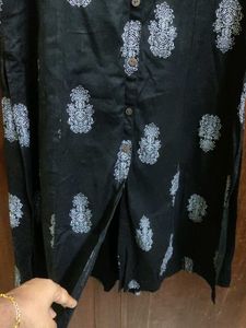 Black Avaasa Kurta
