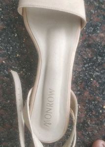 Monrow Beige Heels