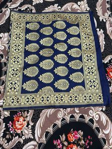 Elegant Navy Blue dupatta….🧣