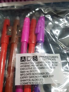 Lip Liner