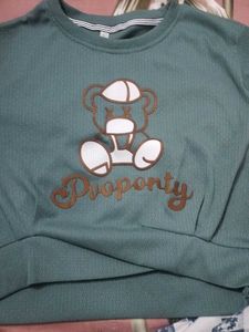 Cute Bear Graphic Sweatshirt