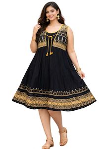 Elegant Black & Gold Embroidered Gown (XXL)