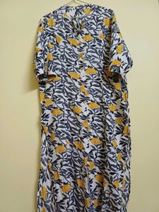 Chic Floral Print Kurti with Pants