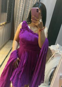 Stunning Purple One-Shoulder Dress 👗