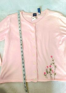 very beautiful and comfortable cardigan