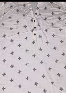 Chic White Short Kurta with Geometric Print